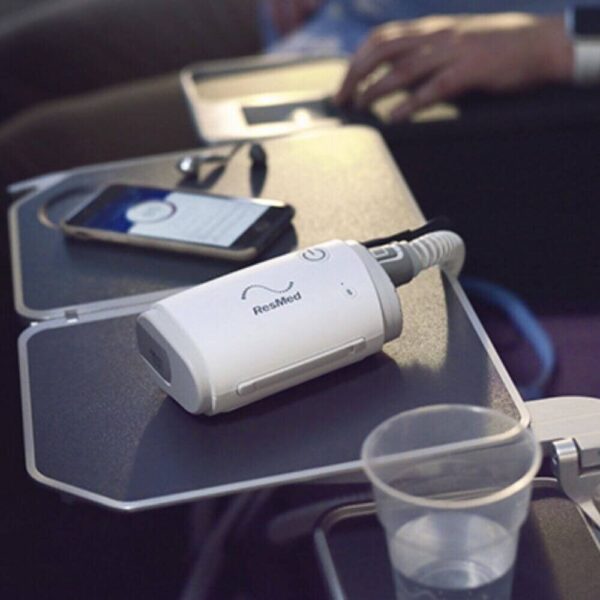 CPAP RESMED AIR MINI PARA VIAJE AUTO SOLO 16 ONZAS - Image 3